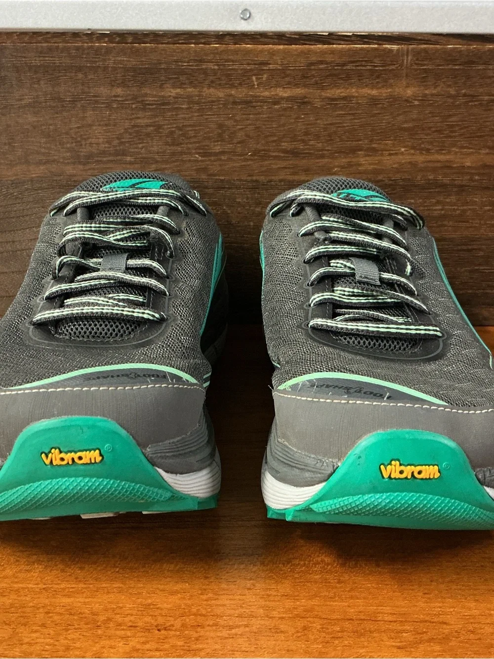 Altra Women Olympus 2.0 Gray Zero Drop Trail Running Shoe A2655-2 Size 8